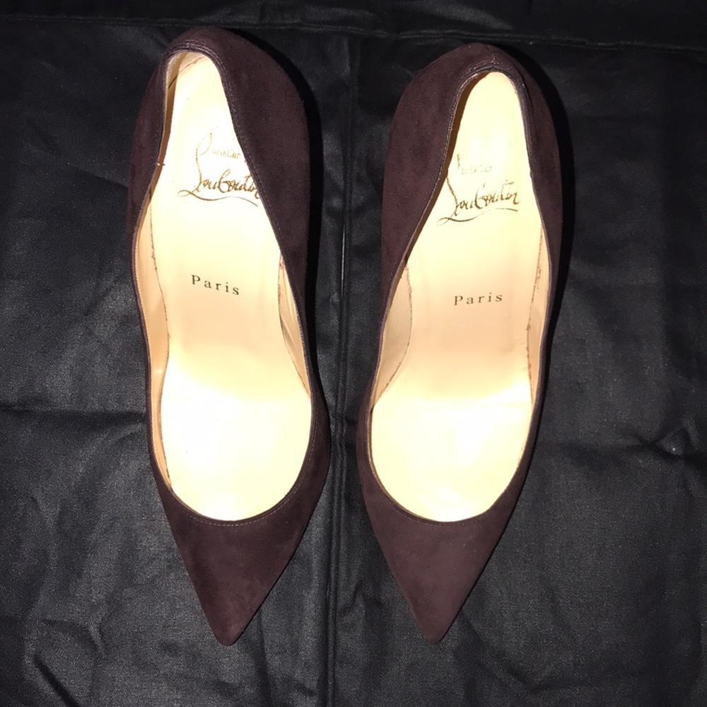 ❌SOLD❌ Christian Louboutin - Picture 3 of 8